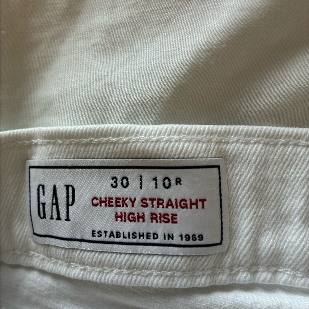White Button Fly Gap Jeans - image 8